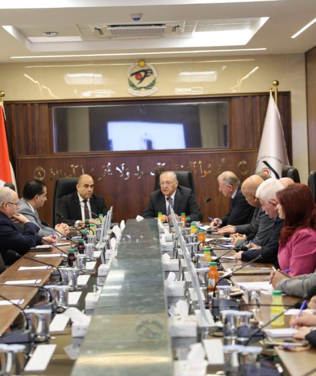 مجلس مفوضي هيئة  الأوراق المالية يزور هيئة النزاهة ومكافحة الفساد 